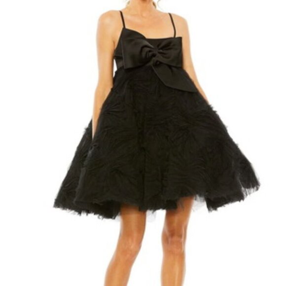 Mac Duggal Dresses & Skirts - Mac Duggal Black Bow Front Tulle Mini Dress